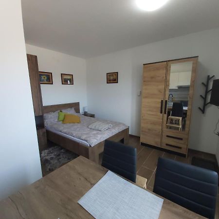 Studio Apartman Draga Velika Ludina 外观 照片